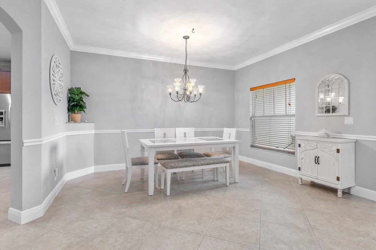 215 Gulfstream Boulevard