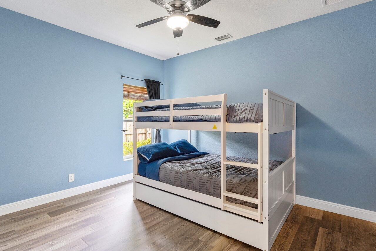 215 Gulfstream Boulevard