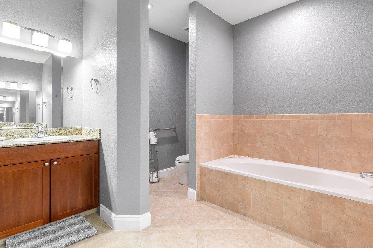 215 Gulfstream Boulevard