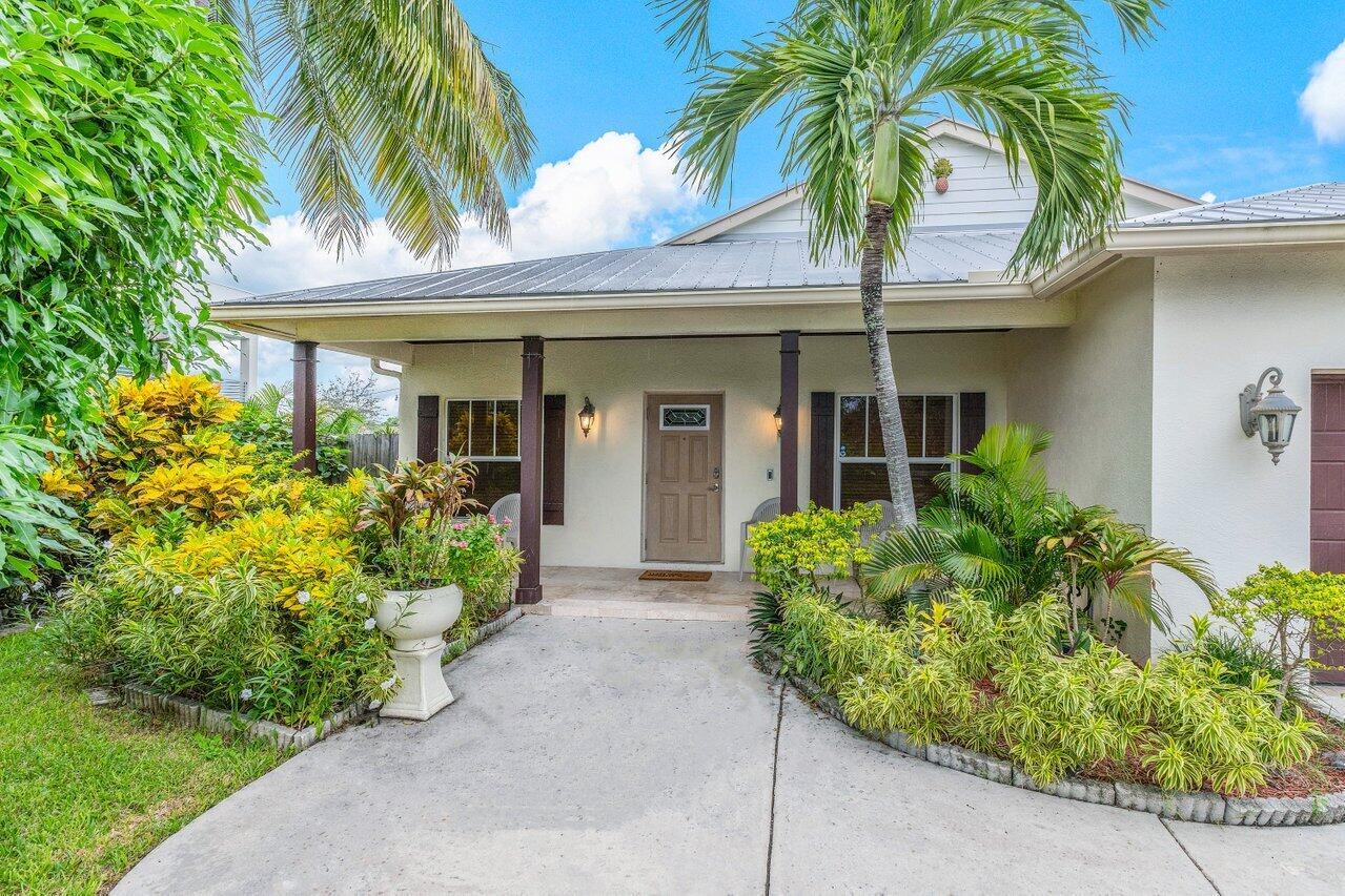 215 Gulfstream Boulevard