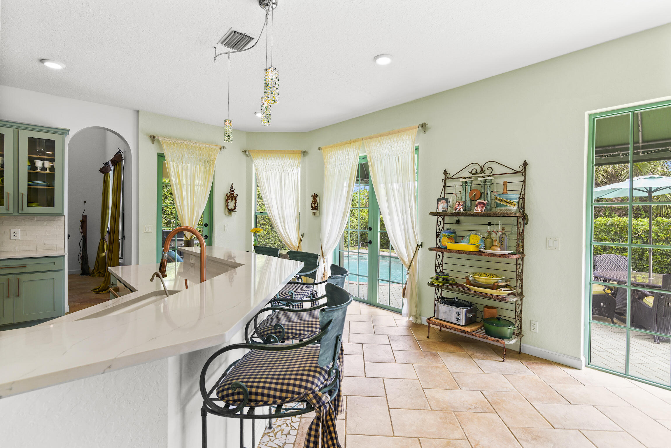 310 SW 16th Street