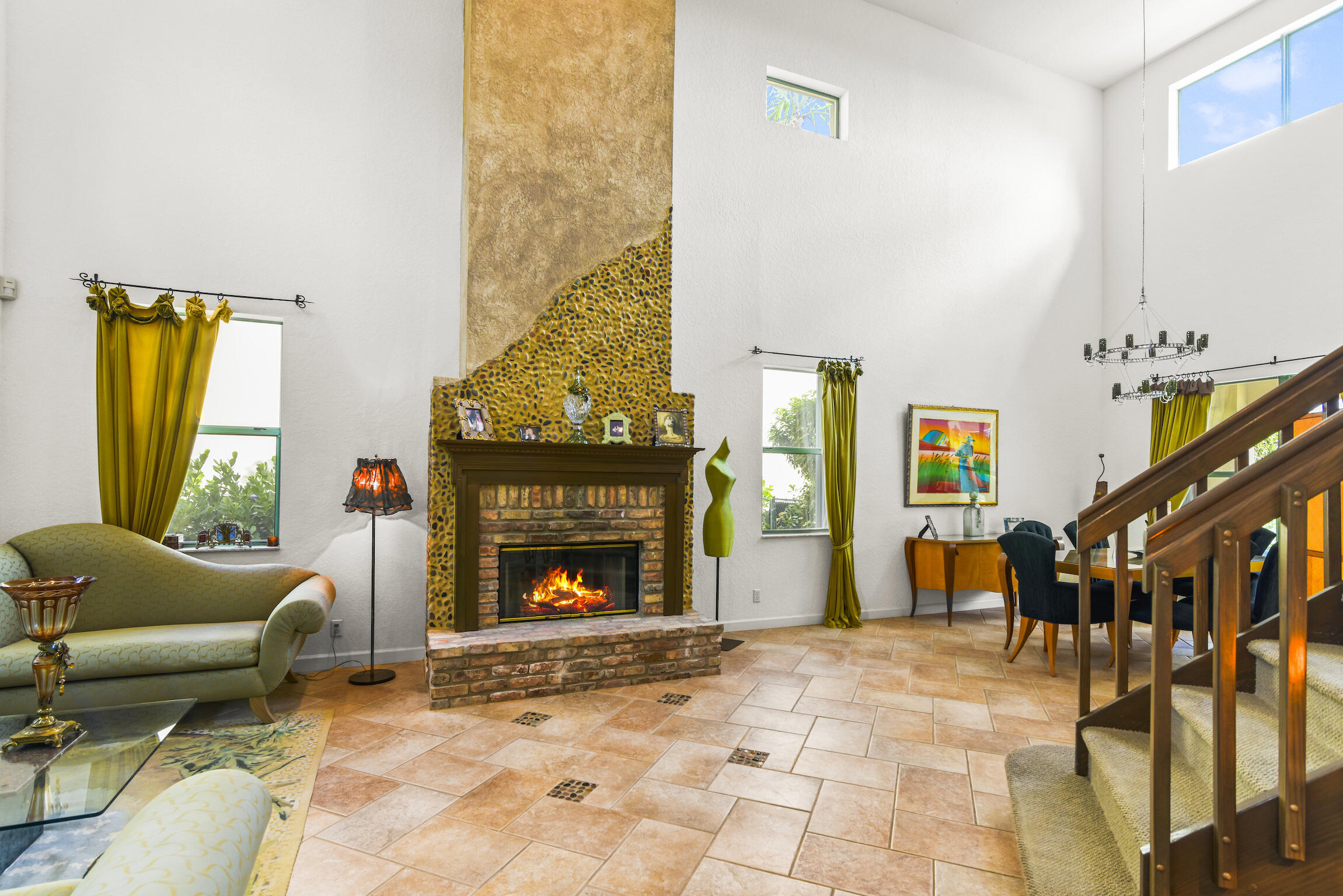 310 SW 16th Street