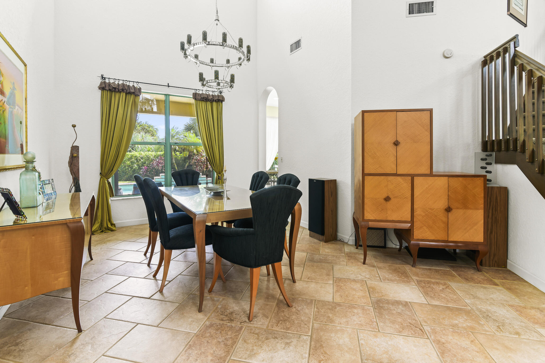 310 SW 16th Street