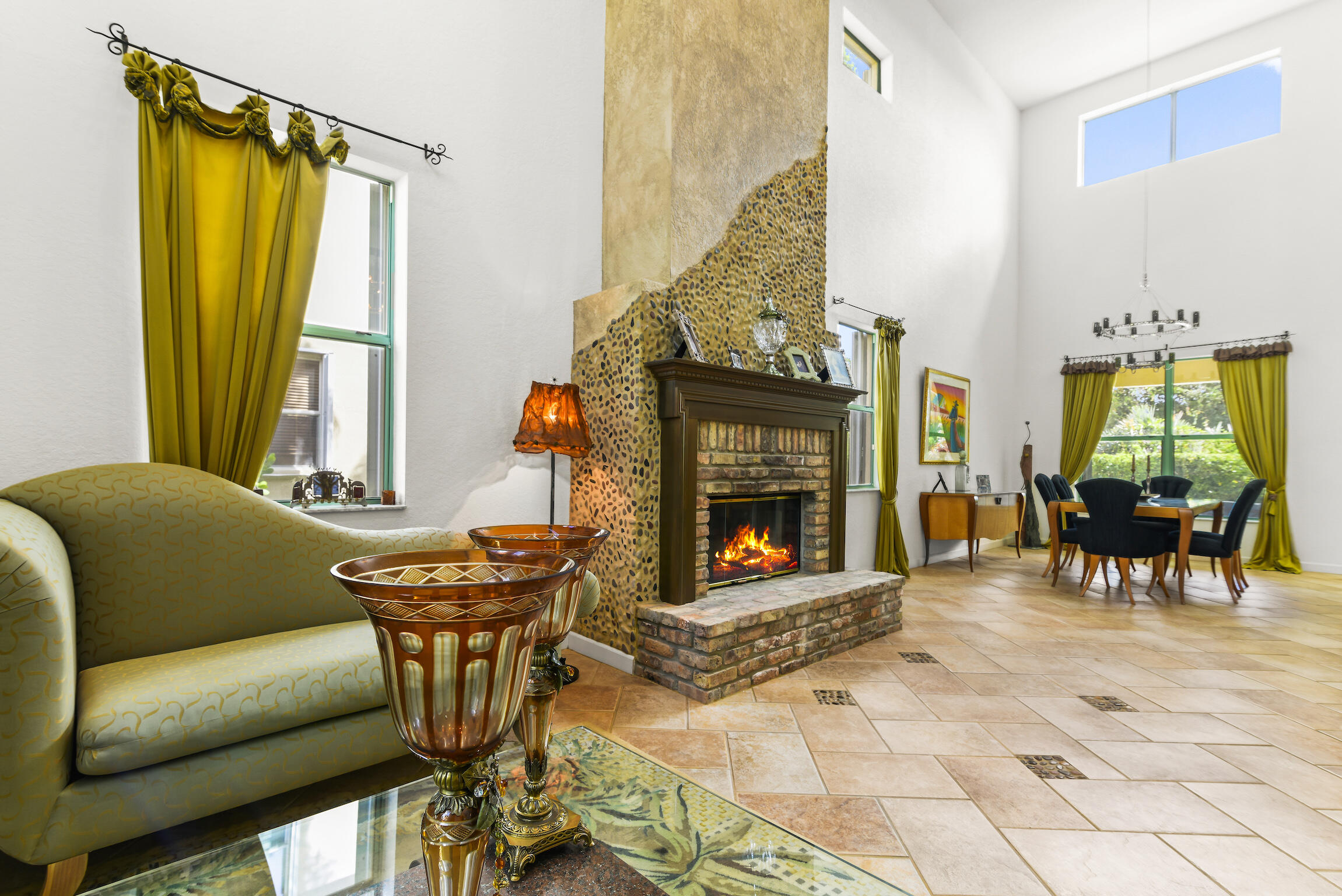 310 SW 16th Street