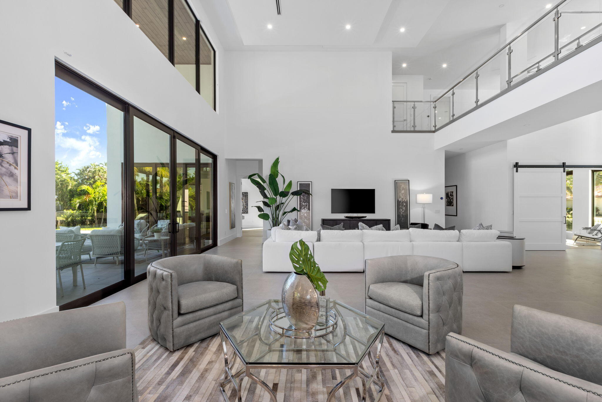 5756 Paddington Way