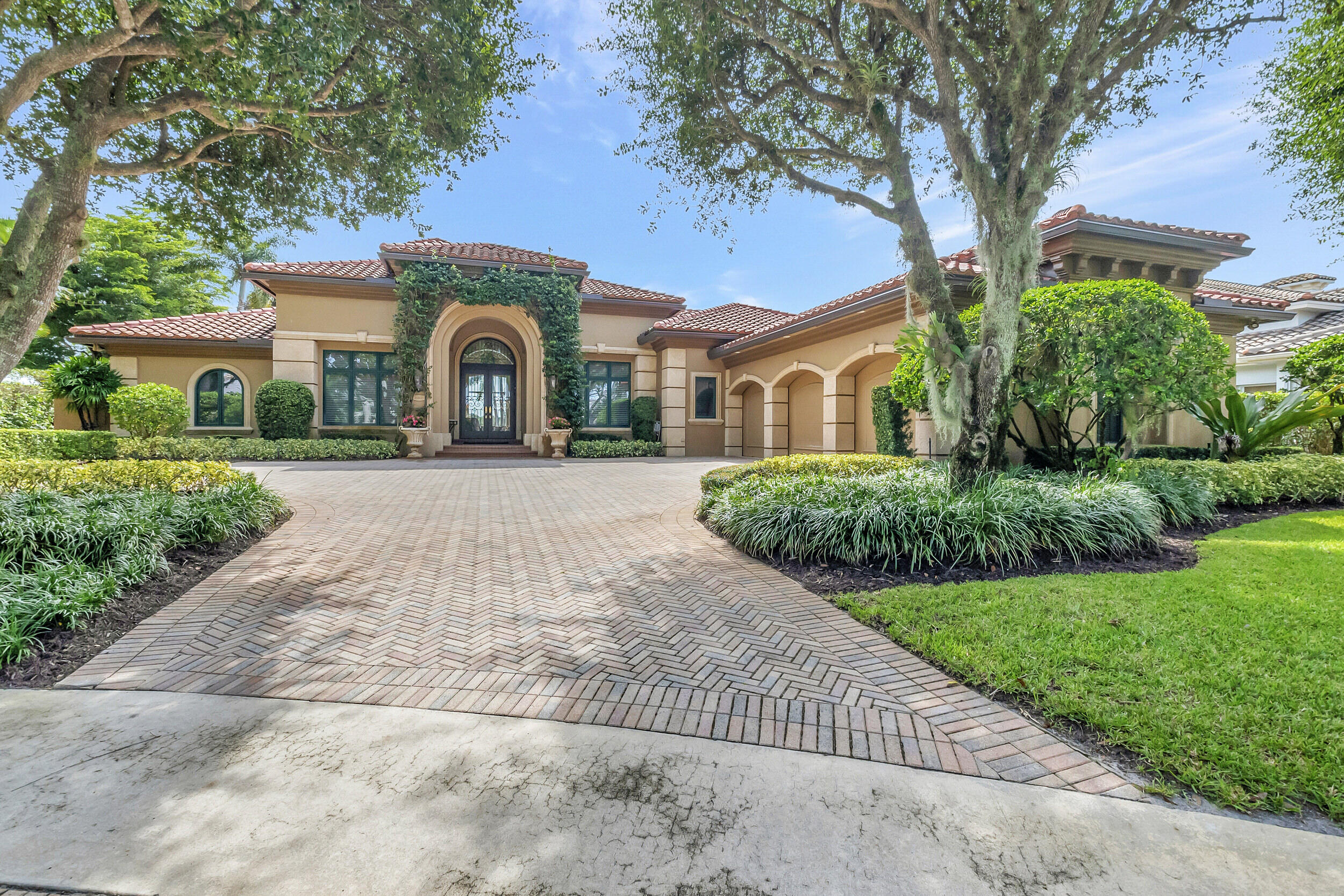 16460 Maddalena Place
