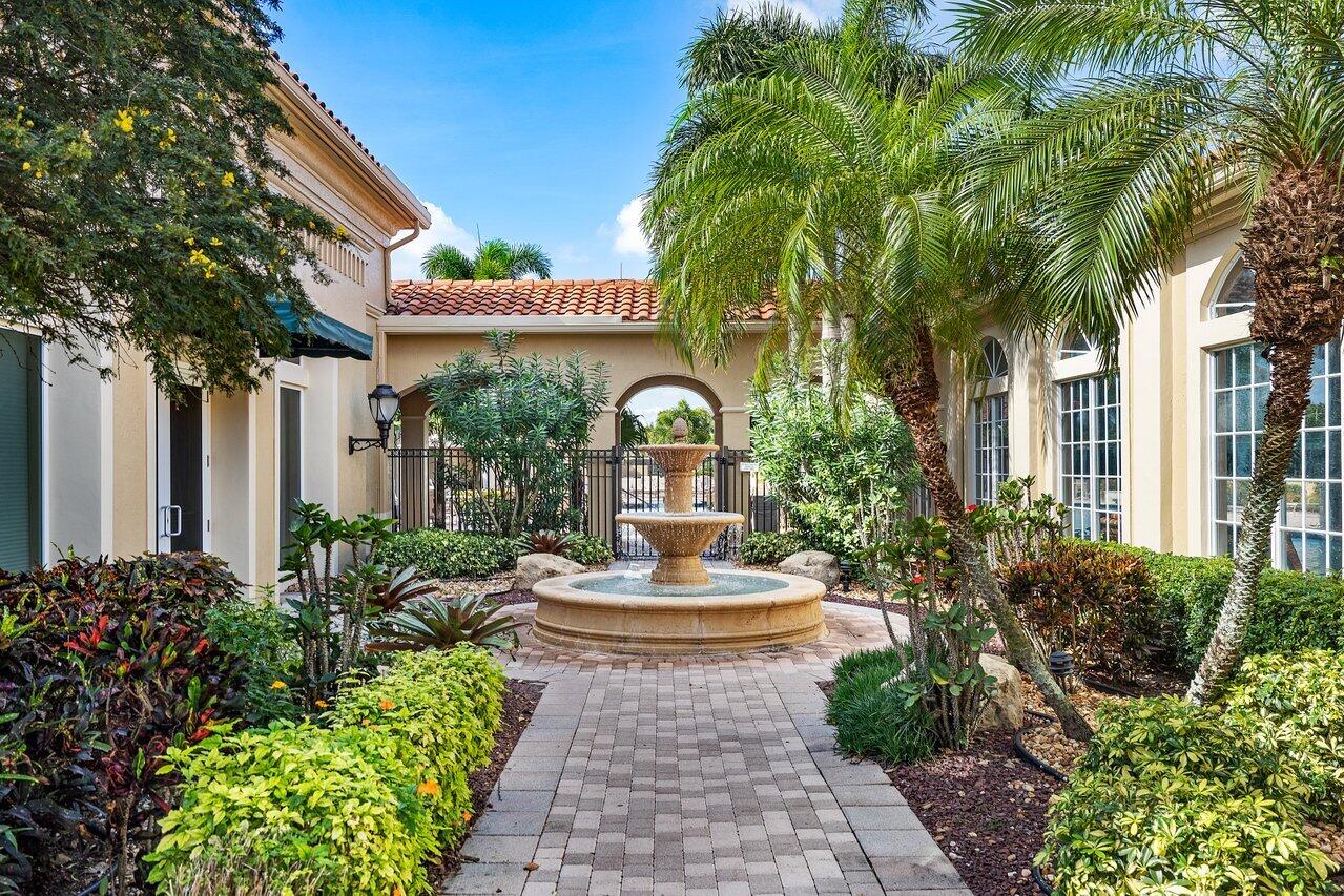 5317 Grey Birch Lane, Boynton Beach