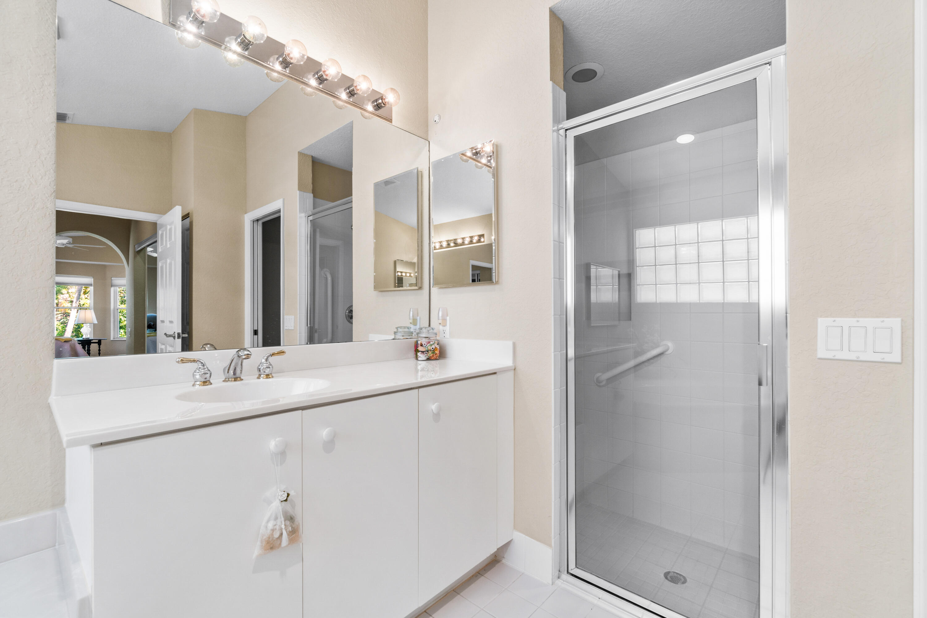 5317 Grey Birch Lane, Boynton Beach