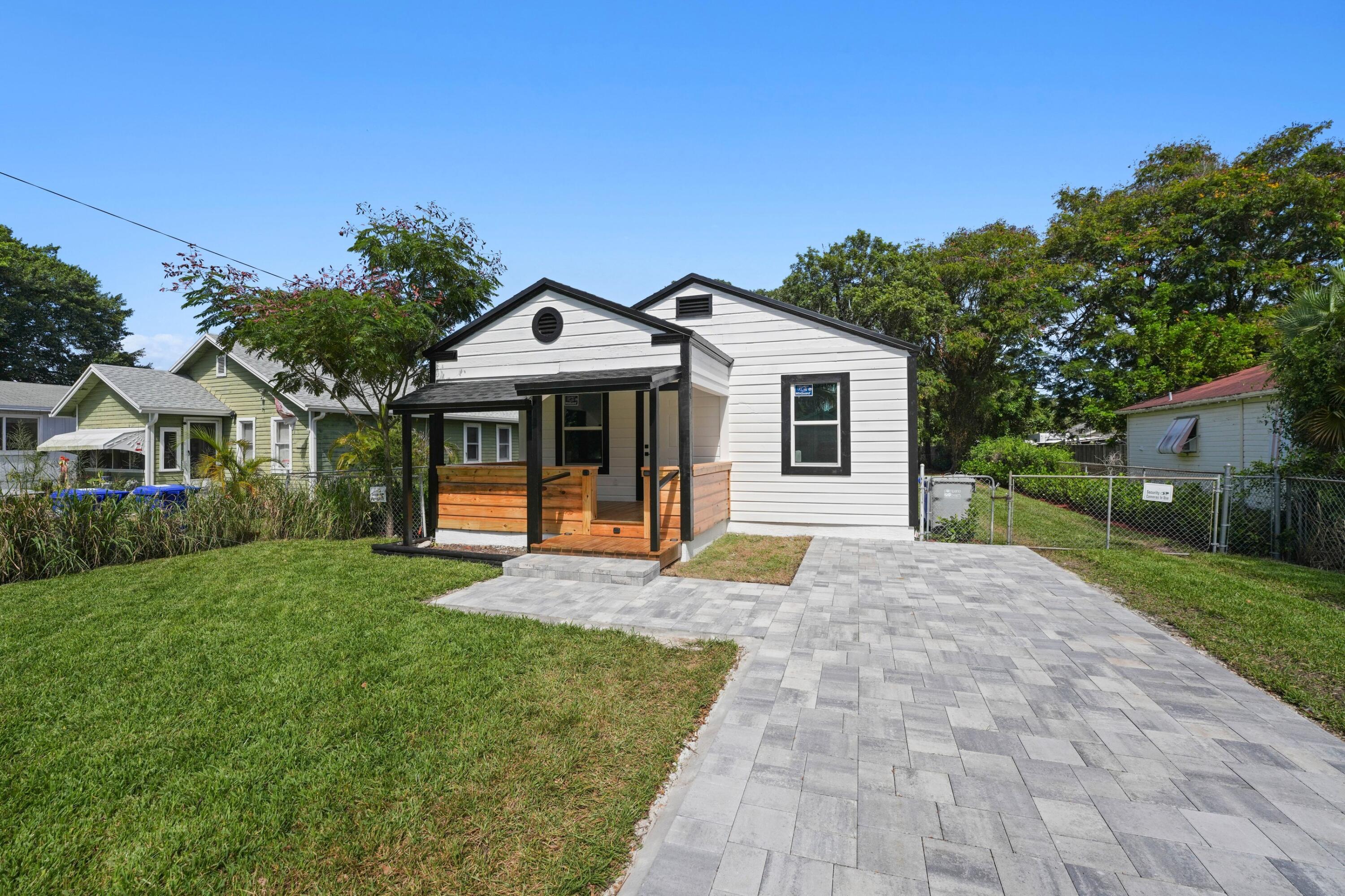 123 NE 8th Street, Pompano Beach
