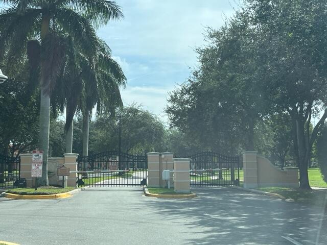 2052 Alta Meadows Lane Unit: 2205