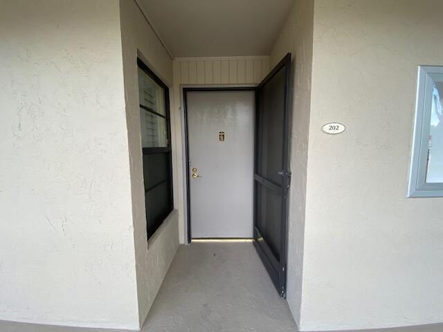 3 Royal Palm Way Unit: 2020