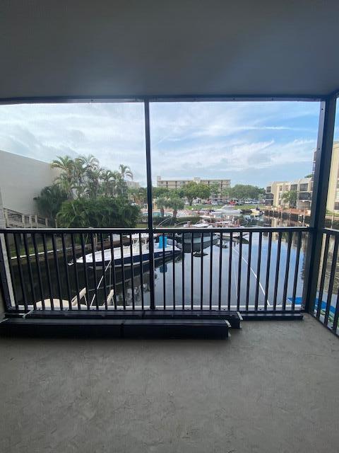 3 Royal Palm Way Unit: 2020