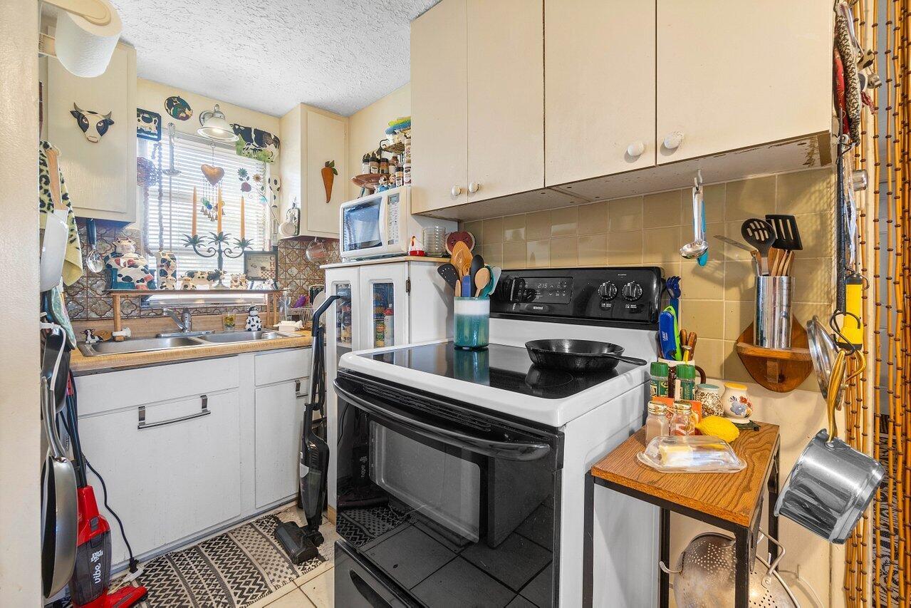 3775 Serubi Avenue