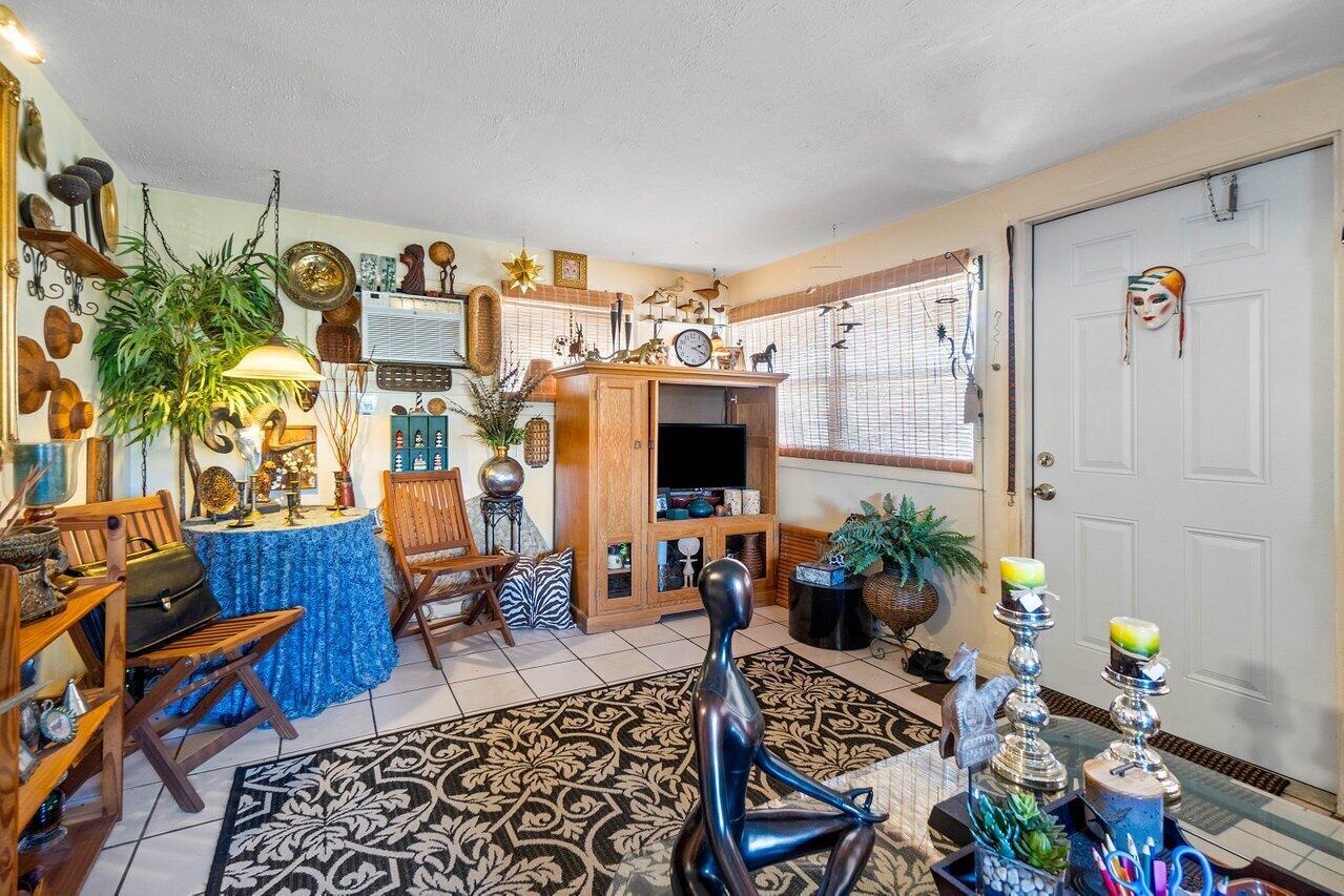 3775 Serubi Avenue