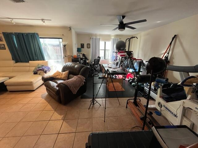16415 Grape Way E