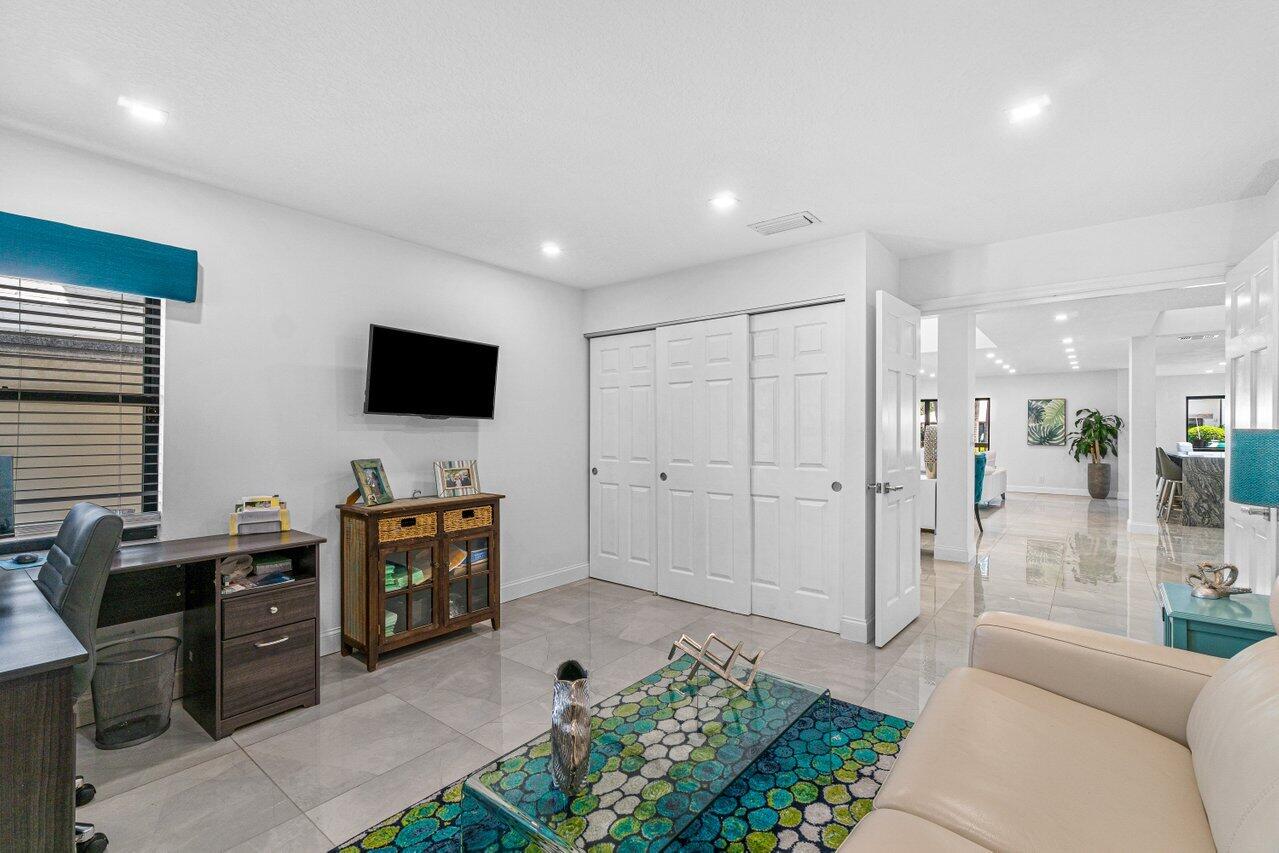 606 Boca Marina Court, Boca Raton