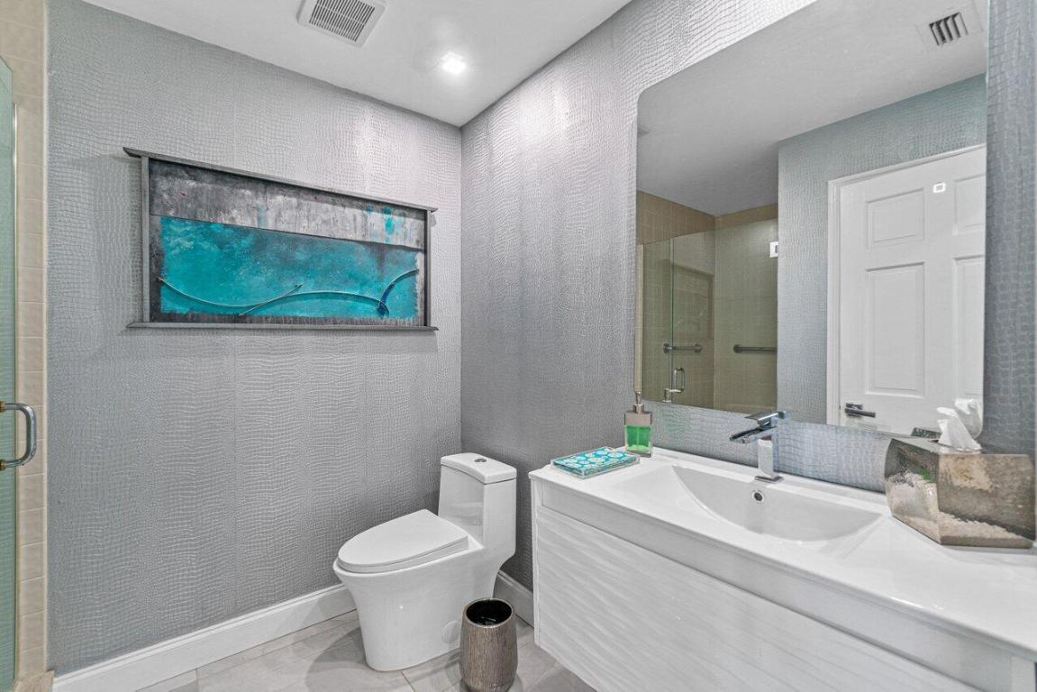 606 Boca Marina Court, Boca Raton