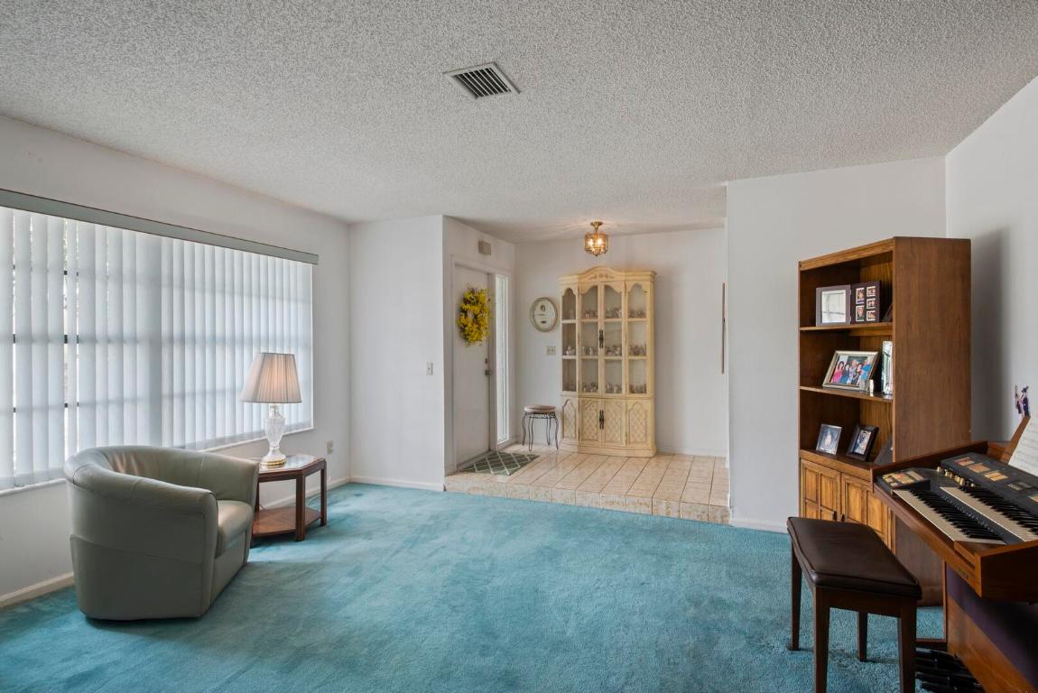 1501 Old Cypress Trail, Wellington