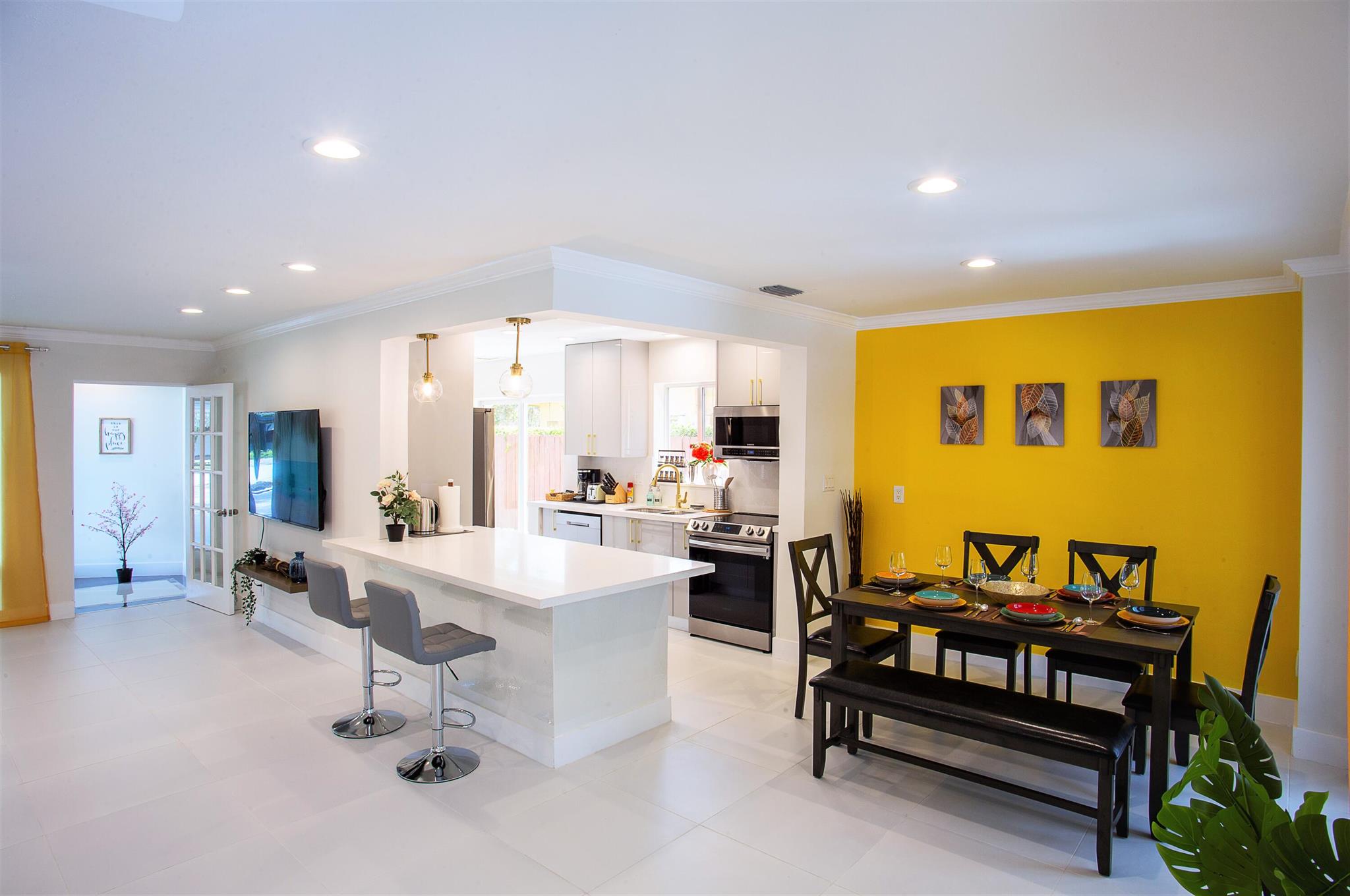 1715 NE 38th Street Street