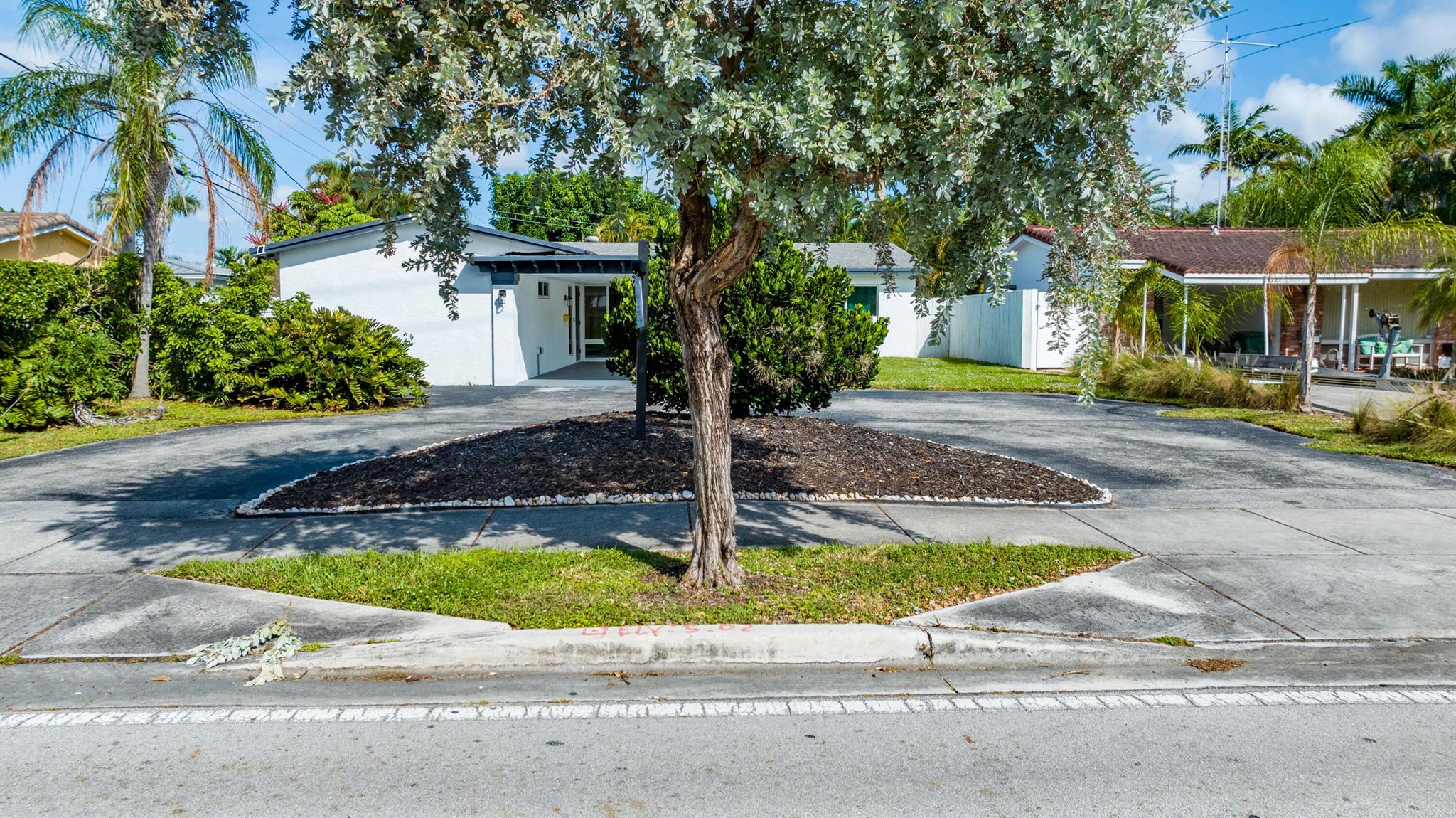 1715 NE 38th Street Street