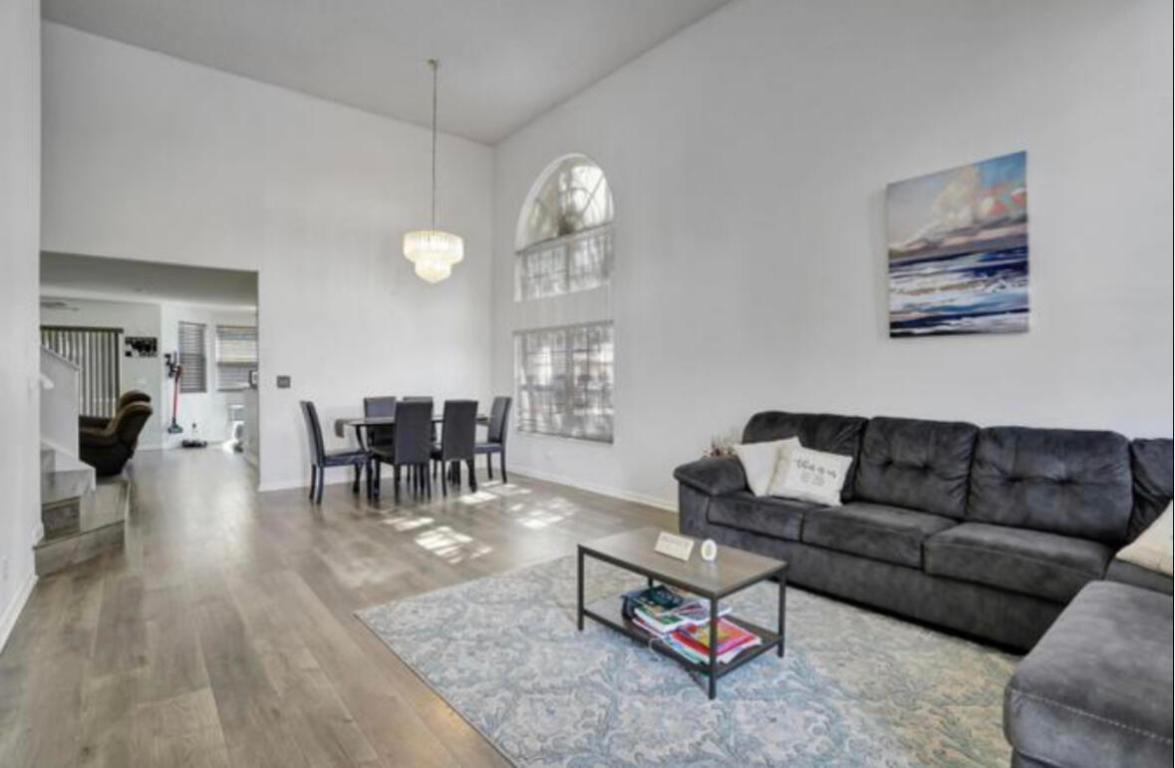 2600 NW 68th Terrace