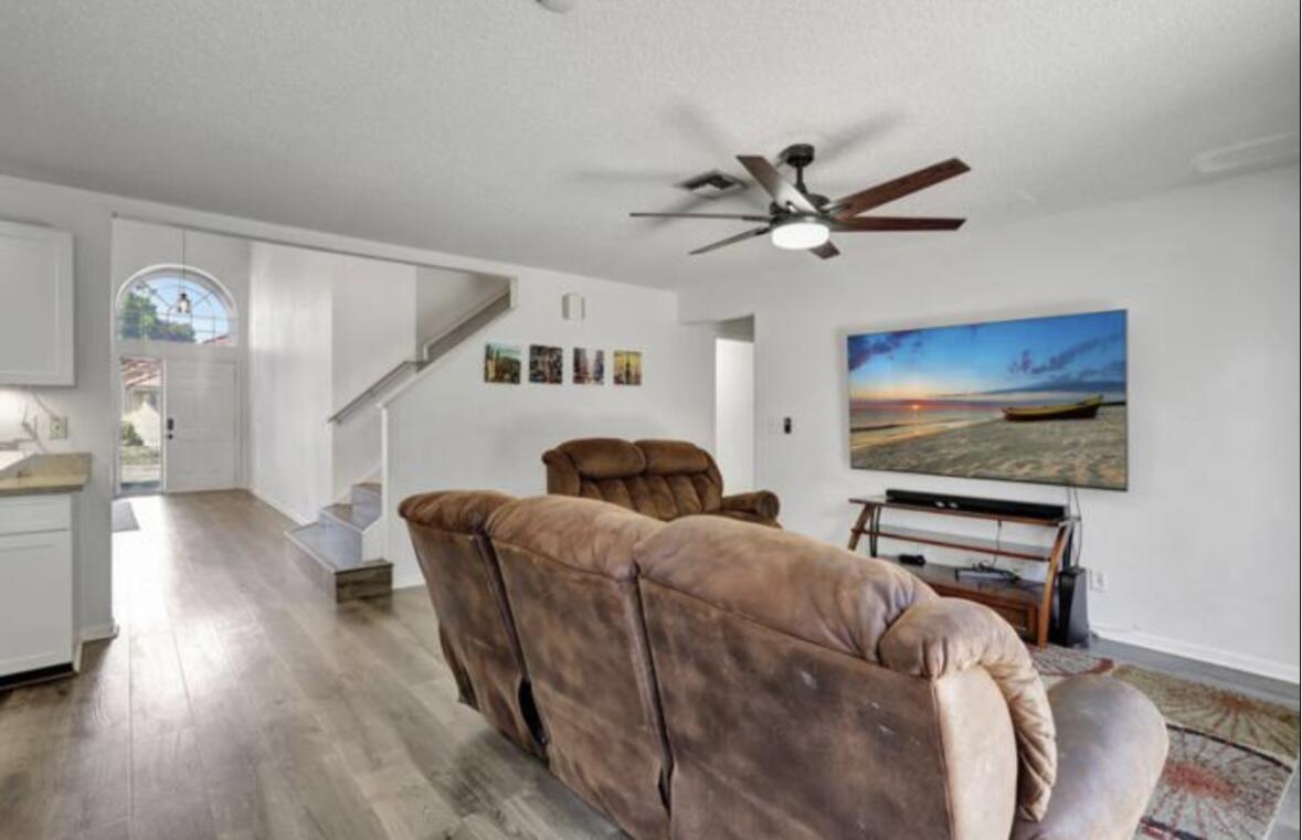 2600 NW 68th Terrace