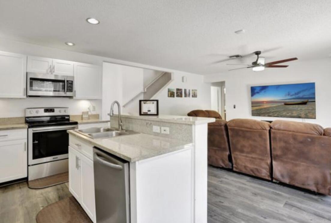 2600 NW 68th Terrace