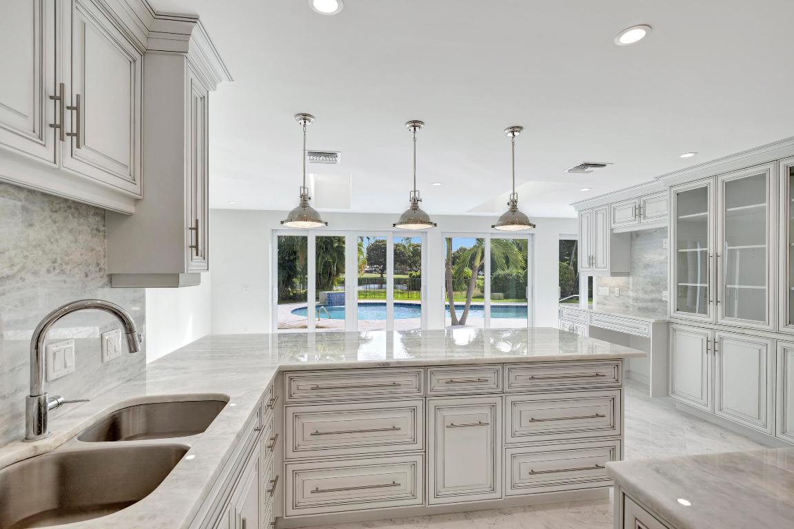355 Oakview Drive, Delray Beach