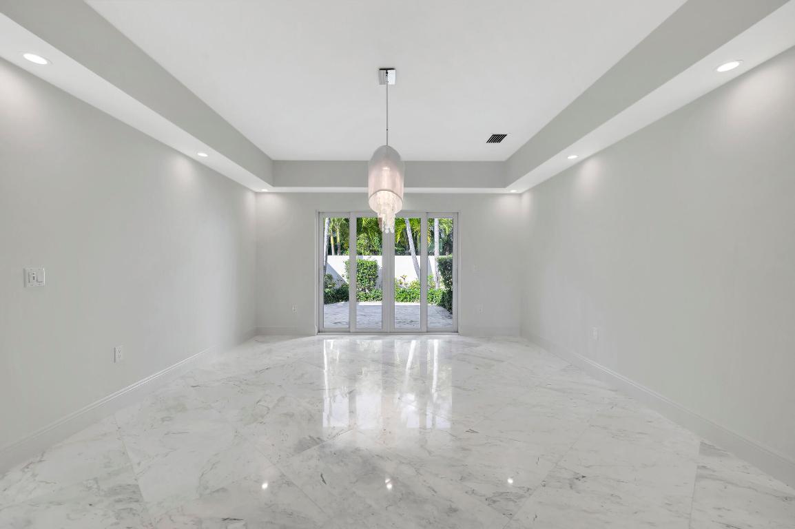 355 Oakview Drive, Delray Beach