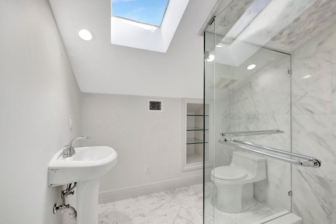 355 Oakview Drive, Delray Beach