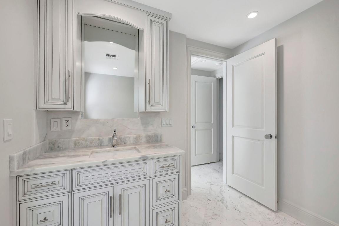 355 Oakview Drive, Delray Beach