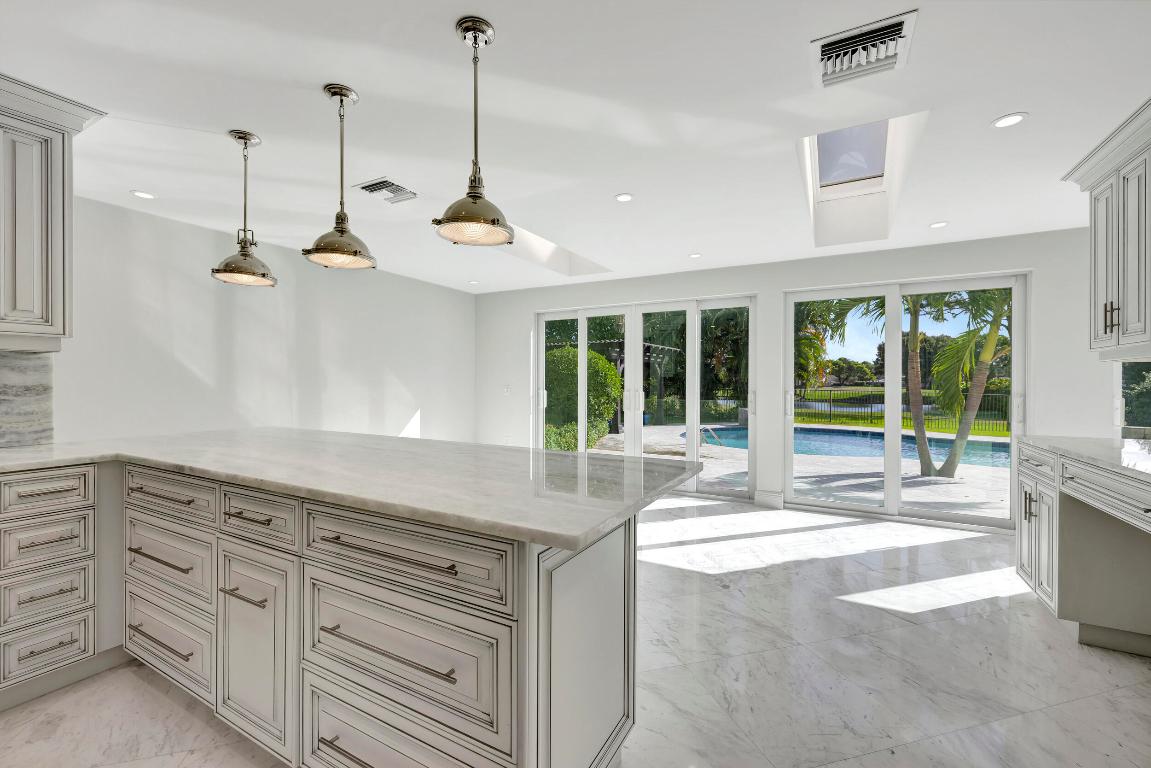 355 Oakview Drive, Delray Beach