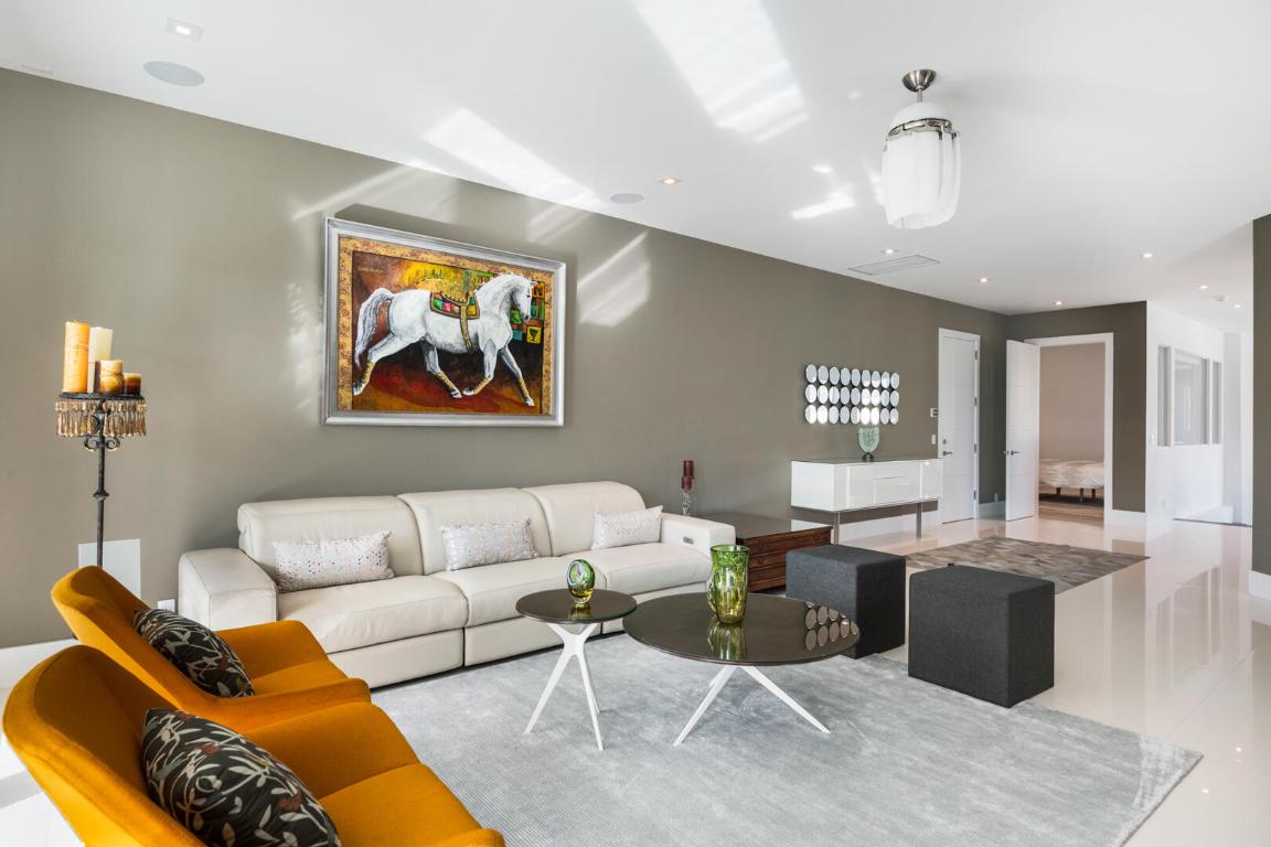 17106 Avenue Le Rivage