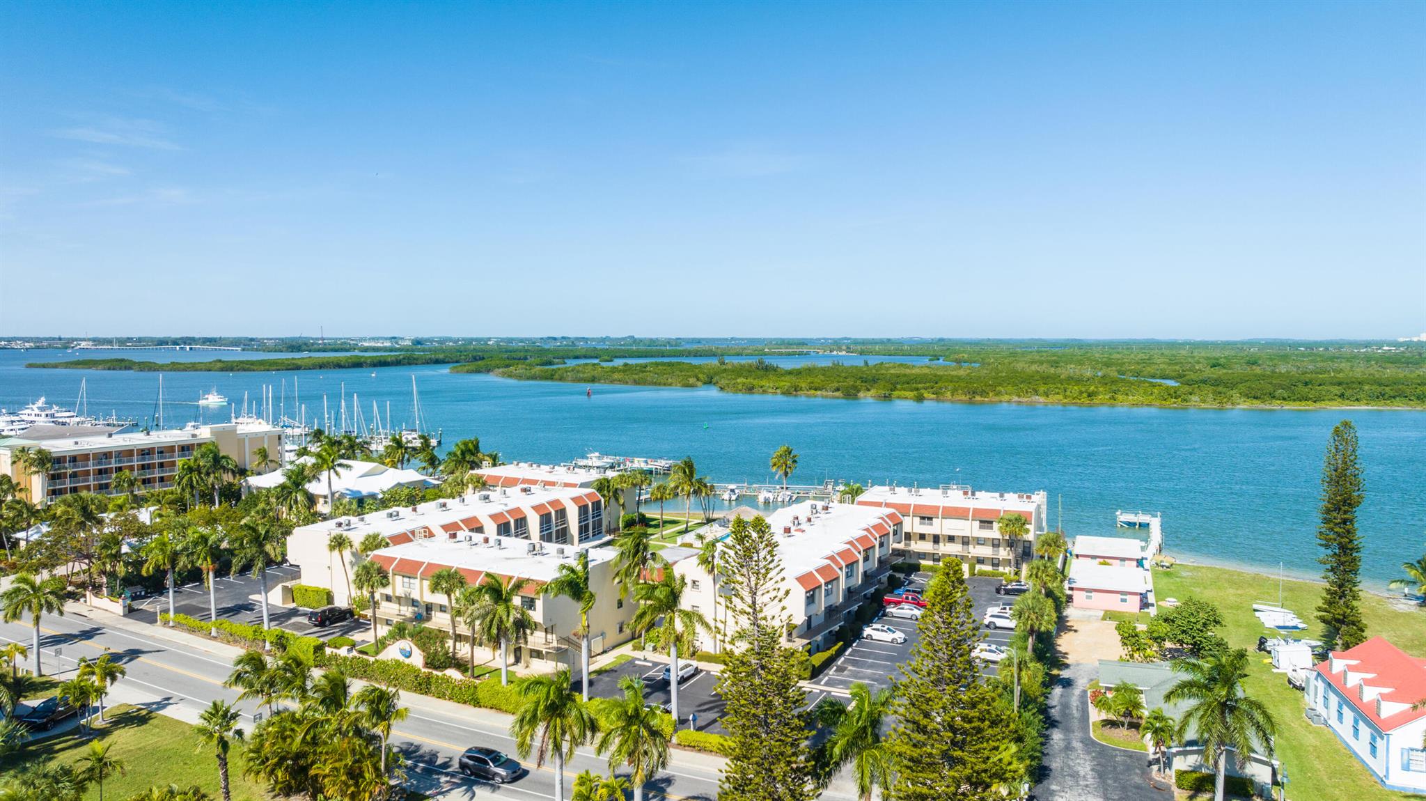 1300 Seaway Drive Unit: 4