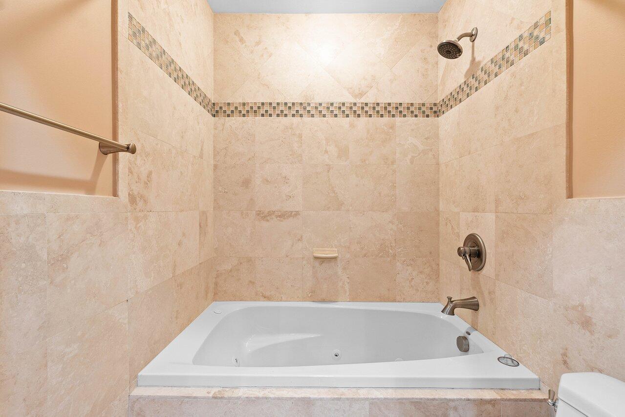 6656 Via Regina, Boca Raton