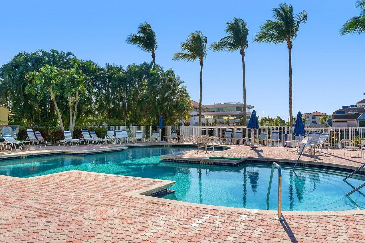 6656 Via Regina, Boca Raton