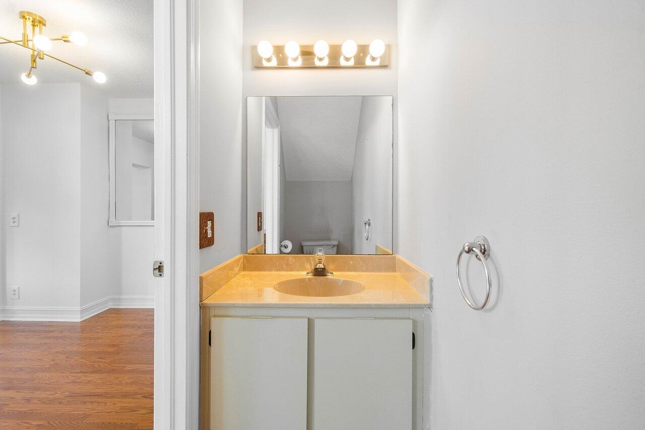 6656 Via Regina, Boca Raton