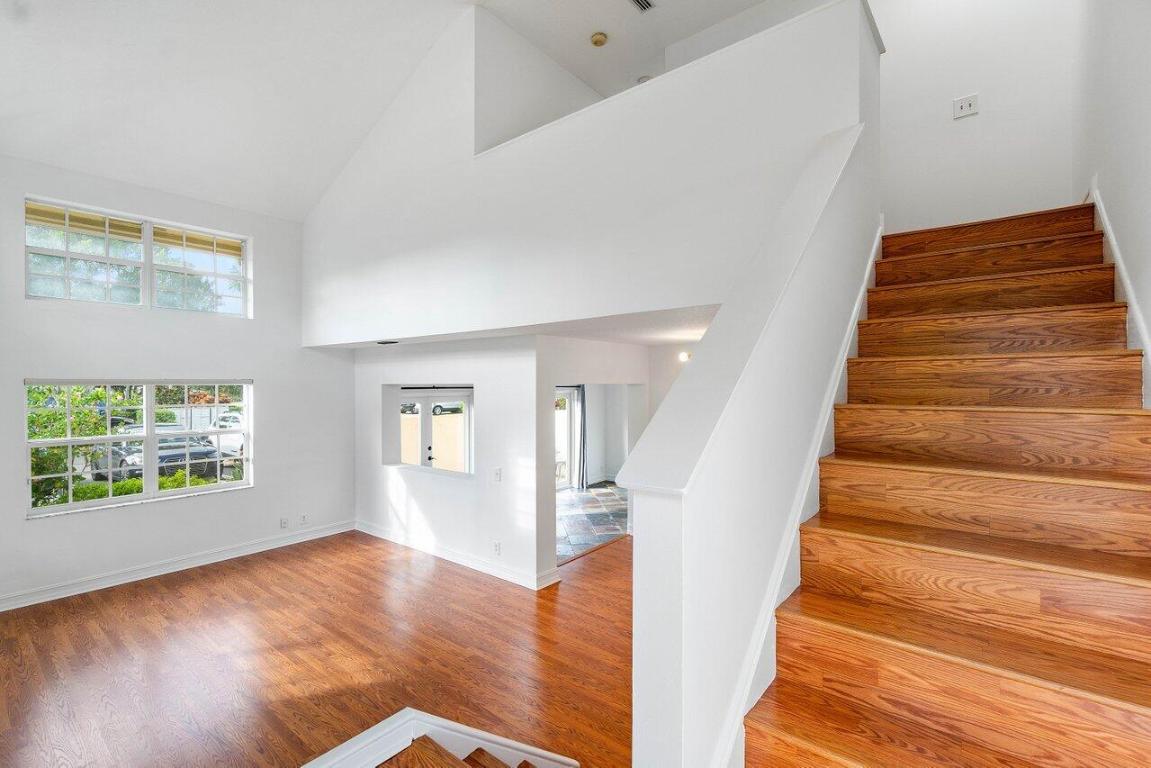 6656 Via Regina, Boca Raton