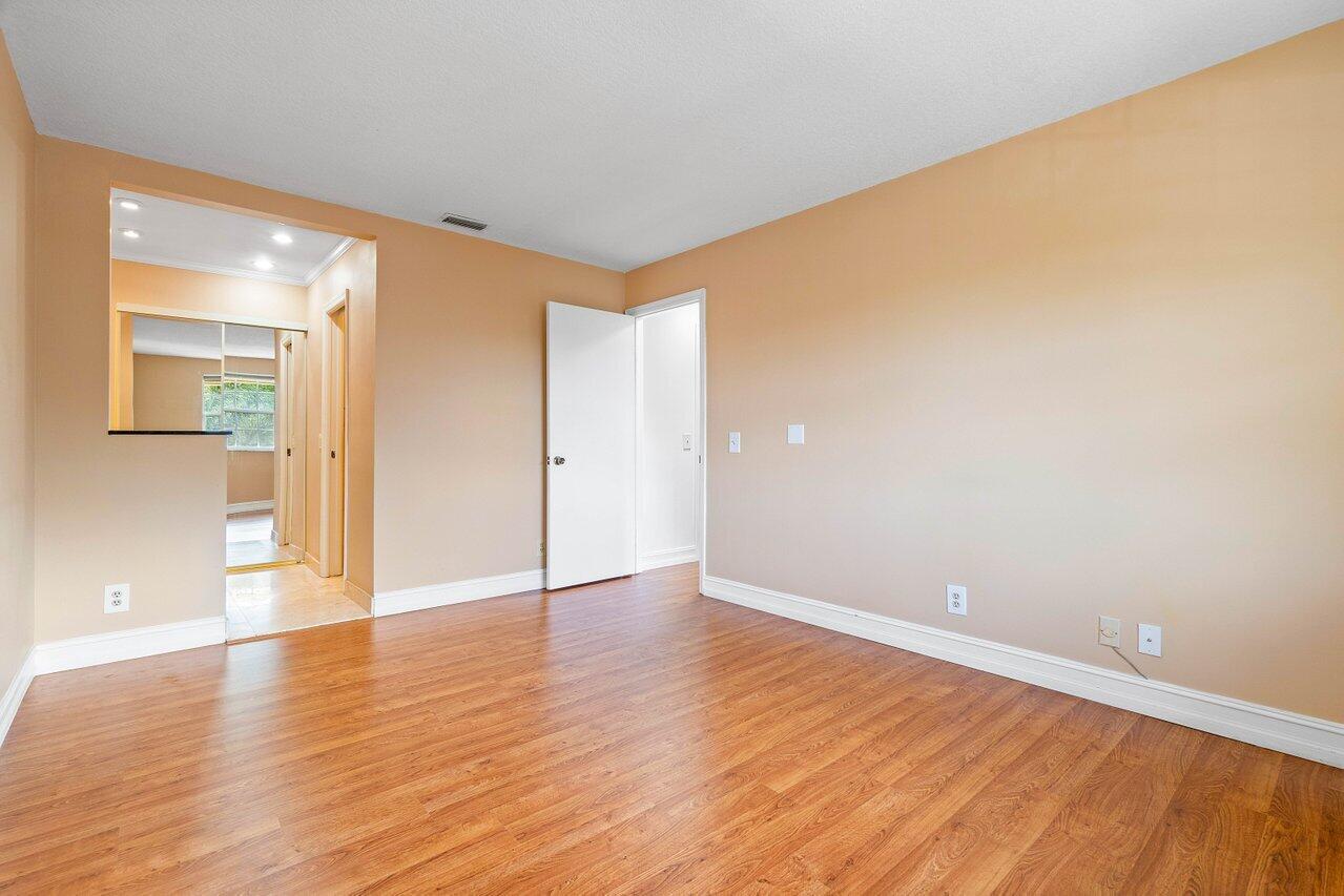 6656 Via Regina, Boca Raton