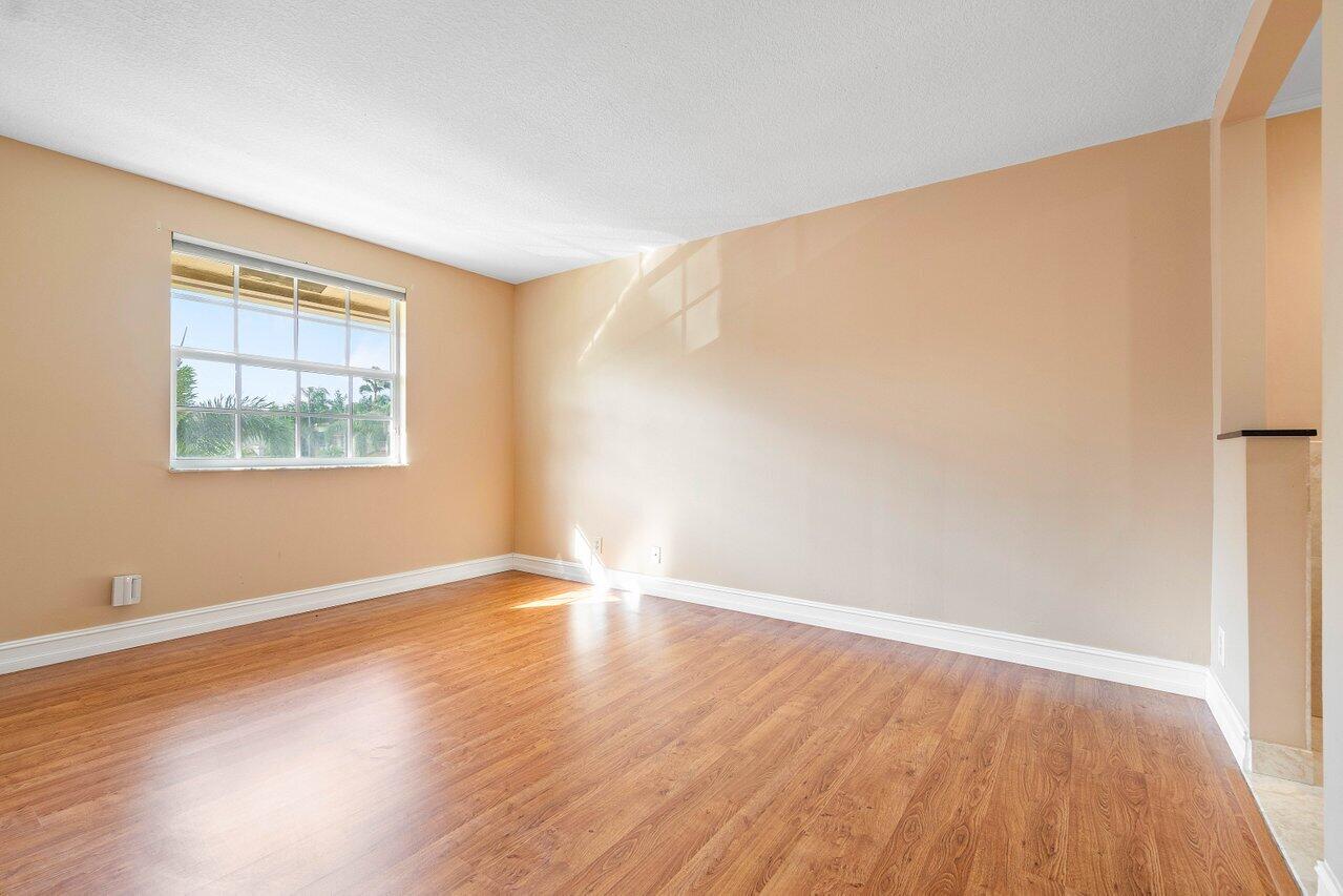 6656 Via Regina, Boca Raton