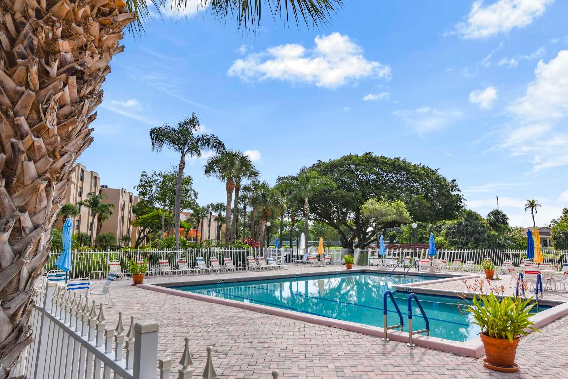 2455 Lindell Boulevard Unit: 3210