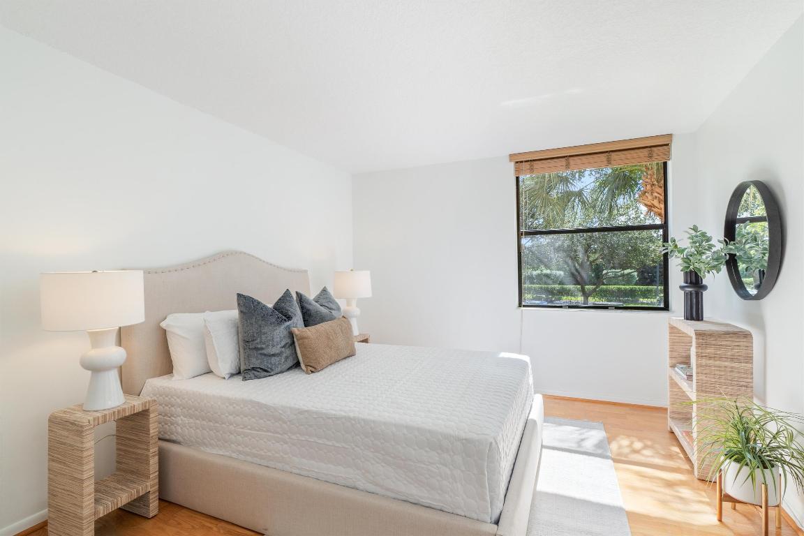 2455 Lindell Boulevard Unit: 3210