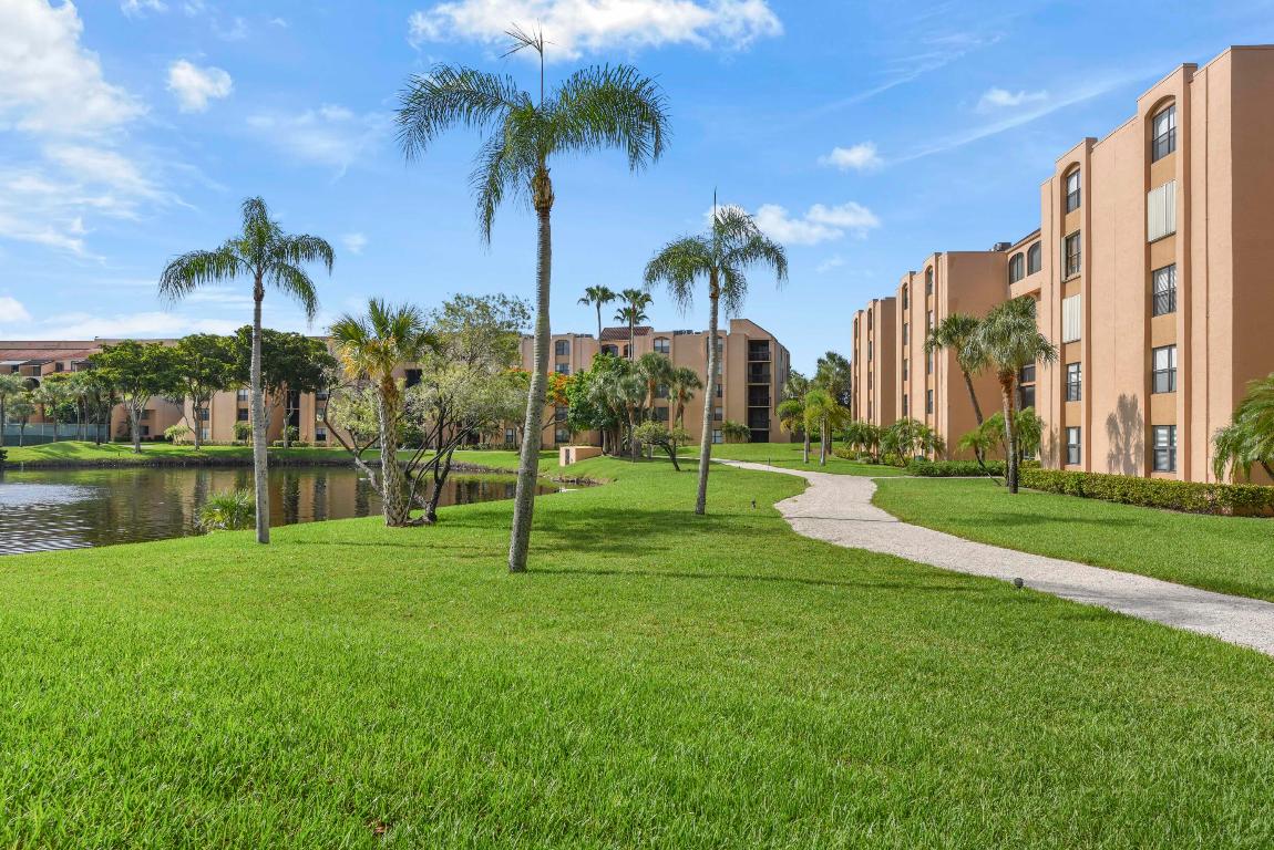 2455 Lindell Boulevard Unit: 3210