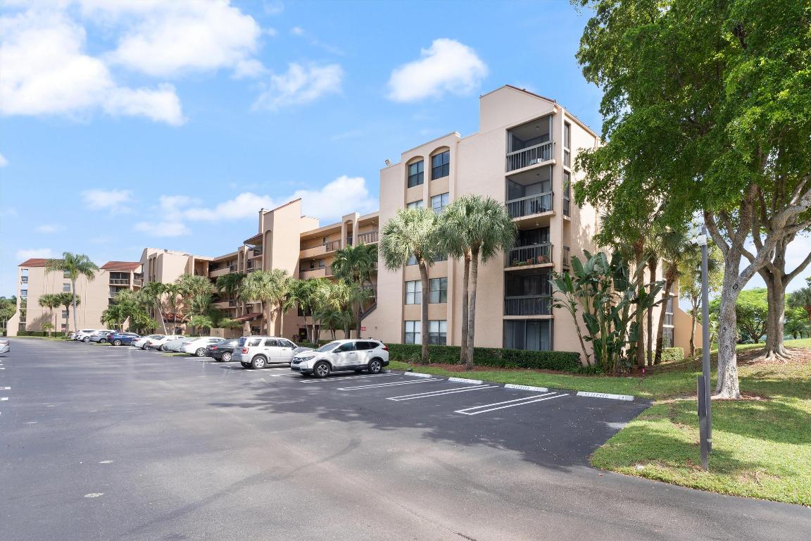 2455 Lindell Boulevard Unit: 3210