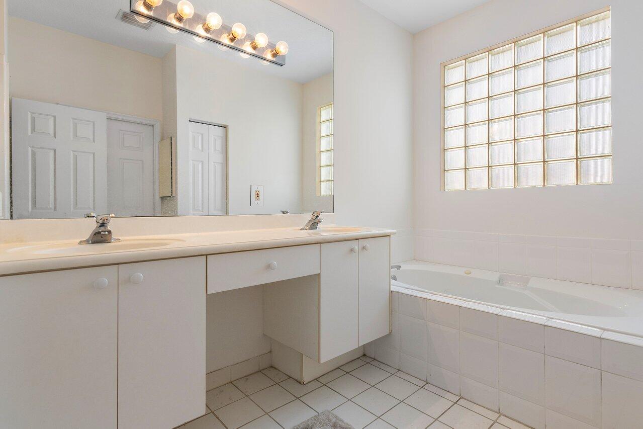 15539 Fiorenza Circle