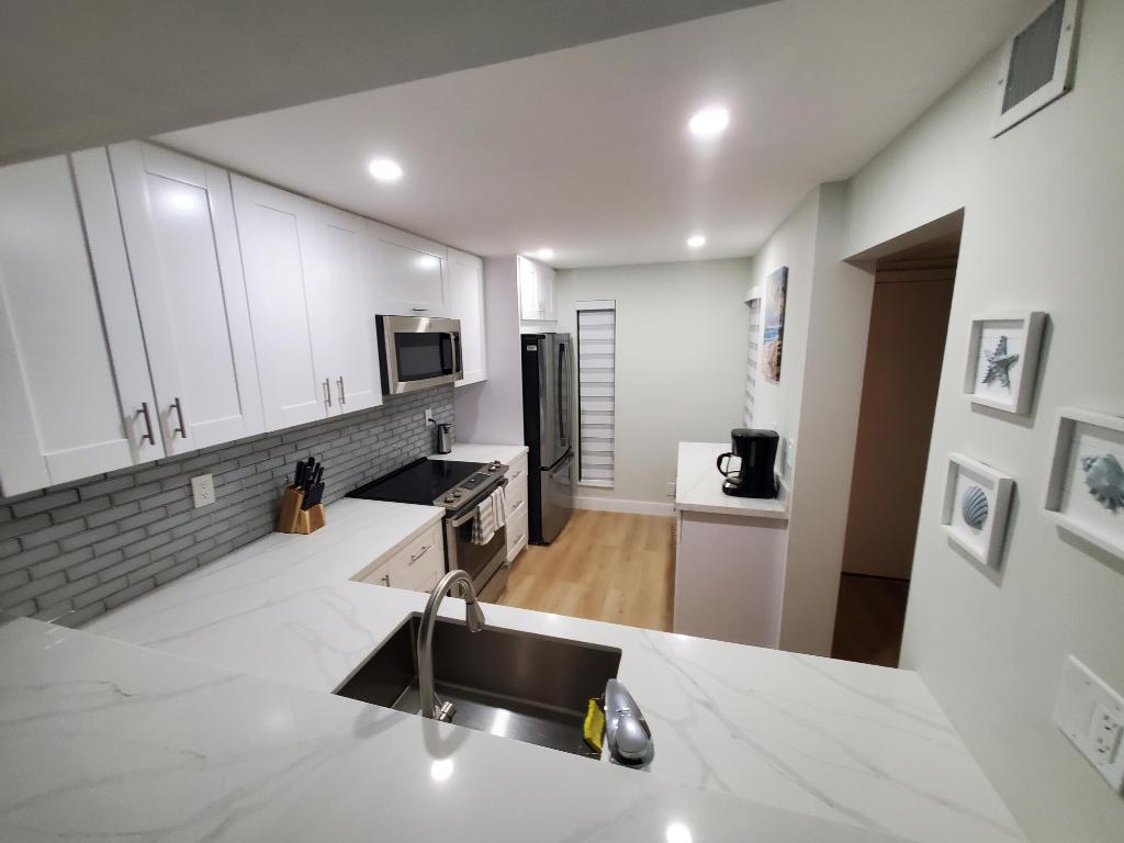 15 Royal Palm Way 5030, Boca Raton Unit: 5030