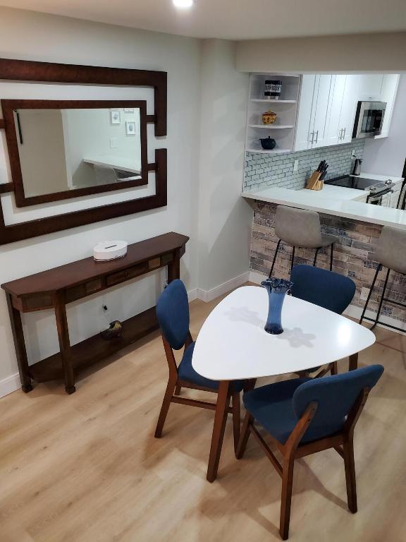 15 Royal Palm Way 5030, Boca Raton Unit: 5030