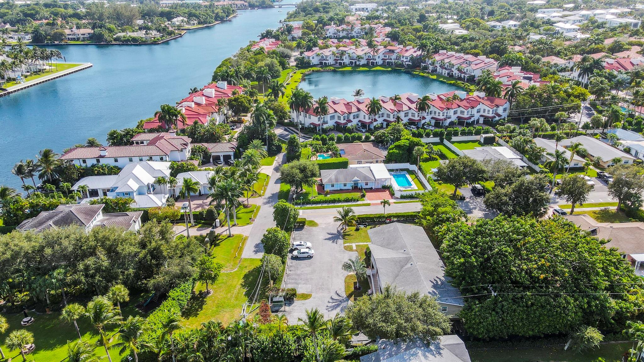 1850 Palm Trail Trail