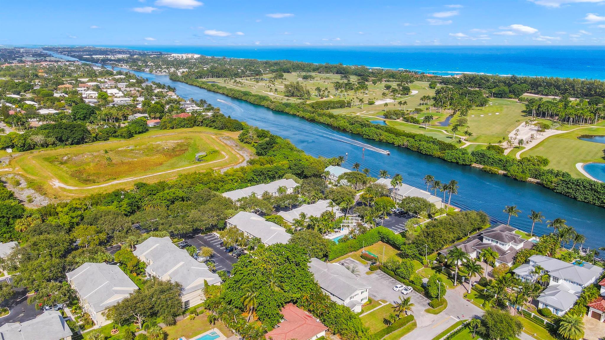 1850 Palm Trail Trail