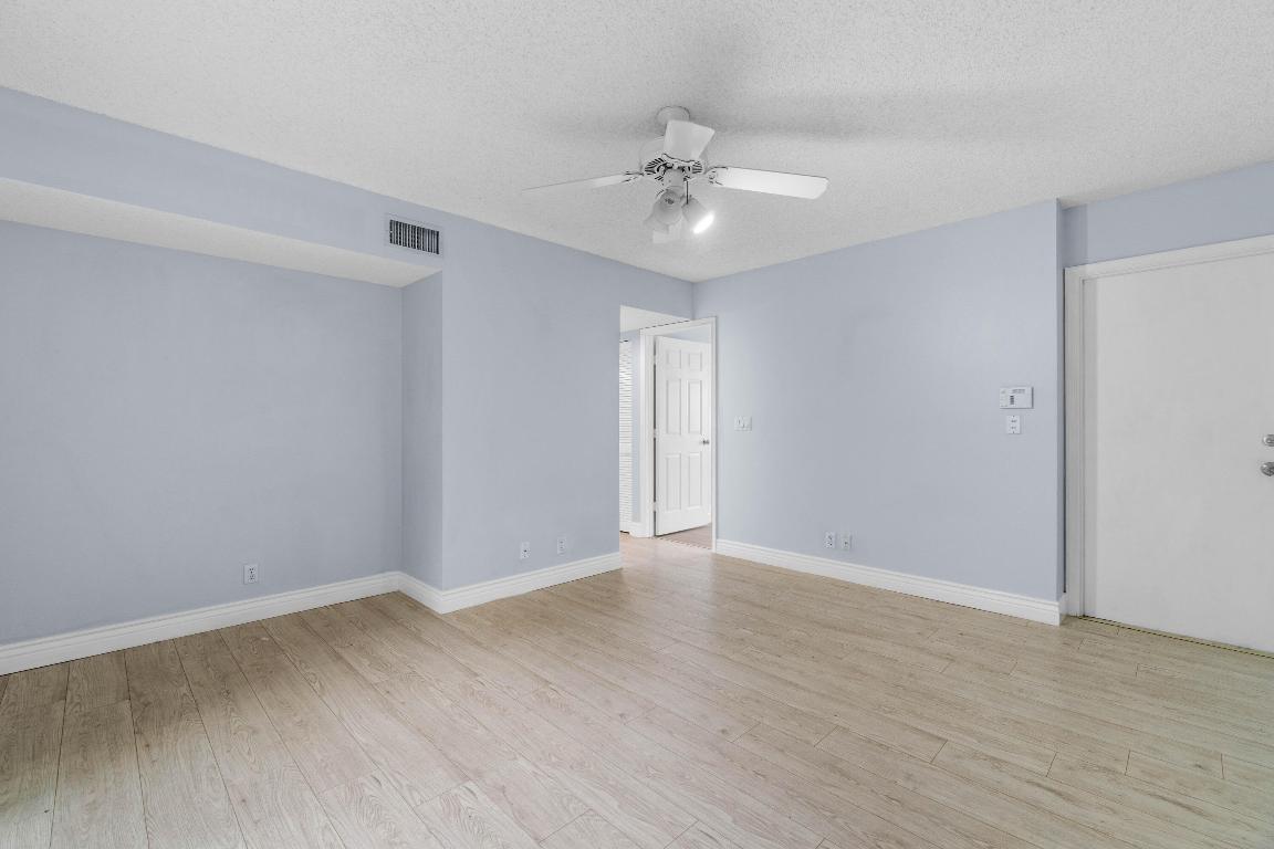 17286 Boca Club Boulevard 2108, Boca Raton Unit: 2108